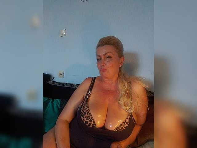 vetaru live cam on BongaCams