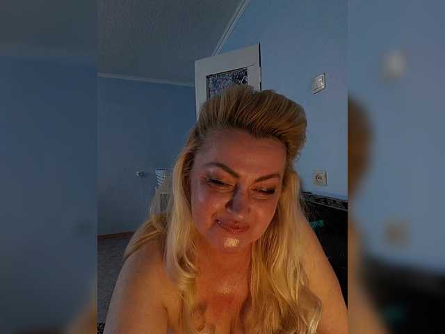 vetaru's BongaCams show and profile