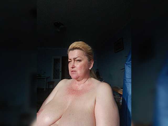 vetaru's BongaCams show and profile