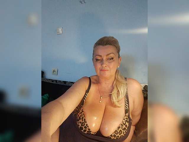 vetaru live cam on BongaCams