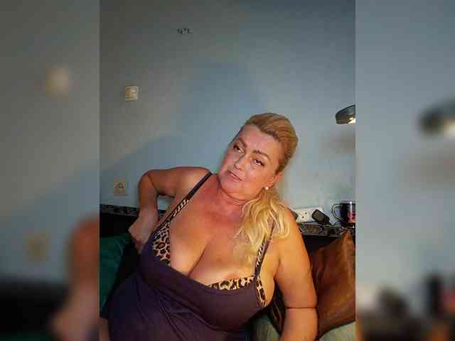vetaru Sex Cam Show