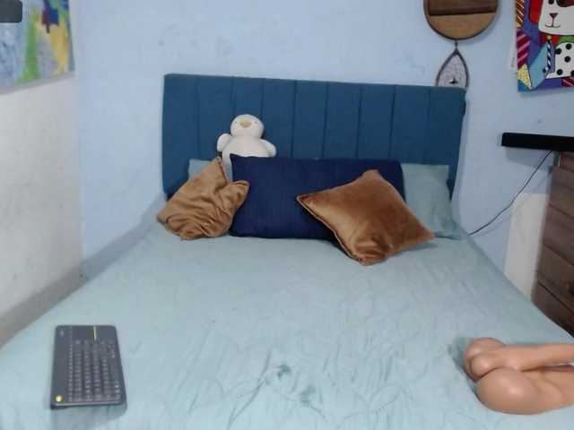 zalibloom live cam on BongaCams