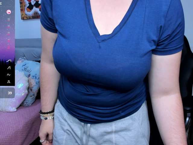 angelaagomez live webcam show