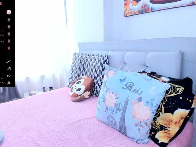 angelaagomez live cam on BongaCams