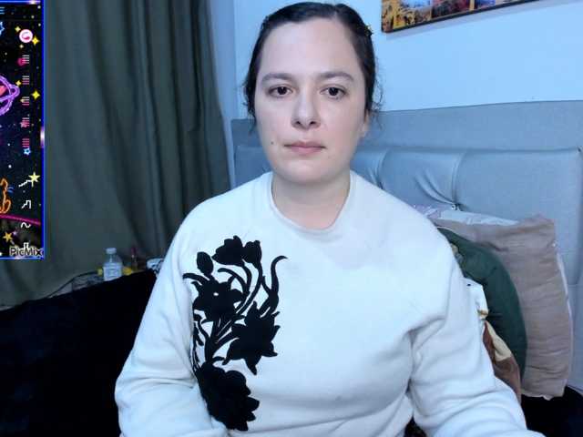 angelaagomez, live now on BongaCams