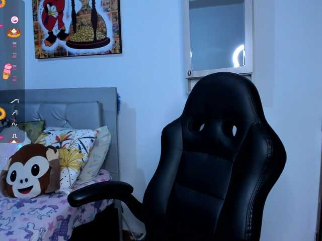 angelaagomez live cam on BongaCams