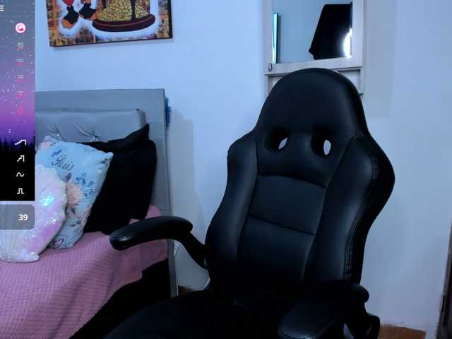 angelaagomez live webcam show