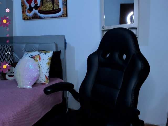 angelaagomez live cam