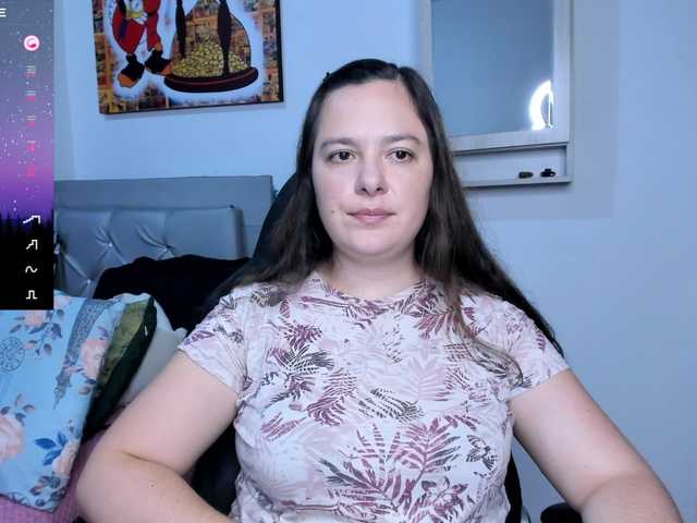 angelaagomez live cam on BongaCams