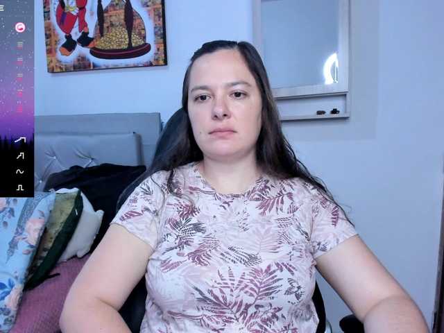 angelaagomez live cam on BongaCams