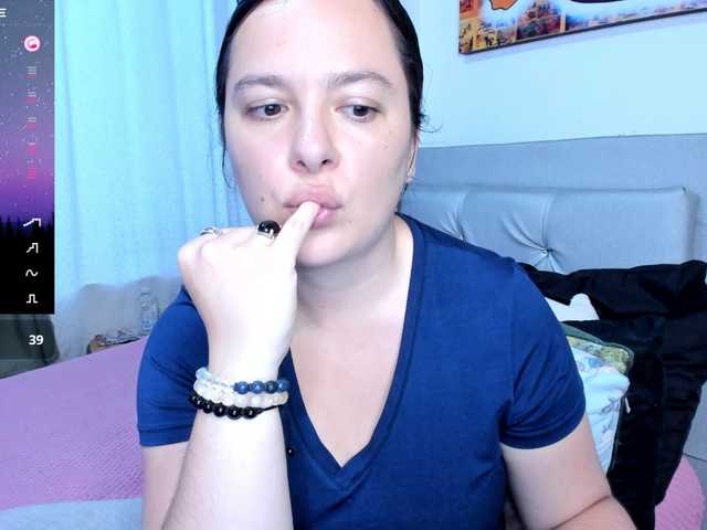 angelaagomez live cam on BongaCams