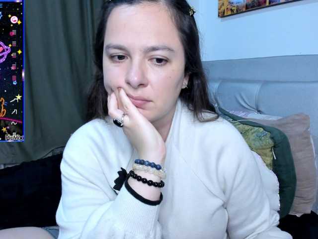 angelaagomez, en directo ahora en BongaCams