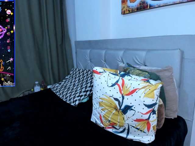 angelaagomez, en directo ahora en BongaCams