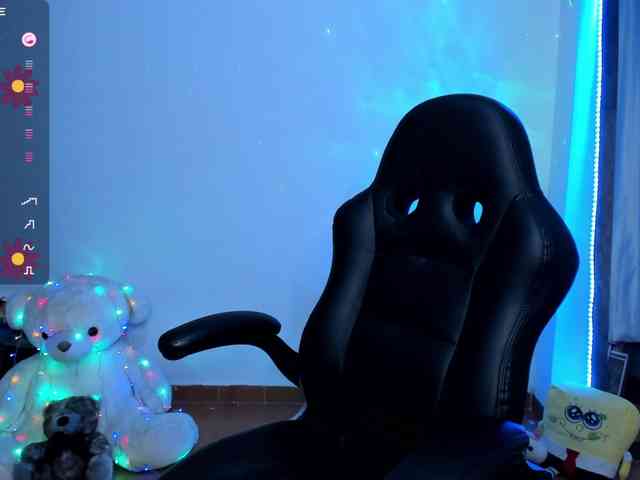 angelaagomez's live room