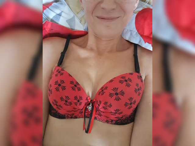 businka11223a live cam on BongaCams