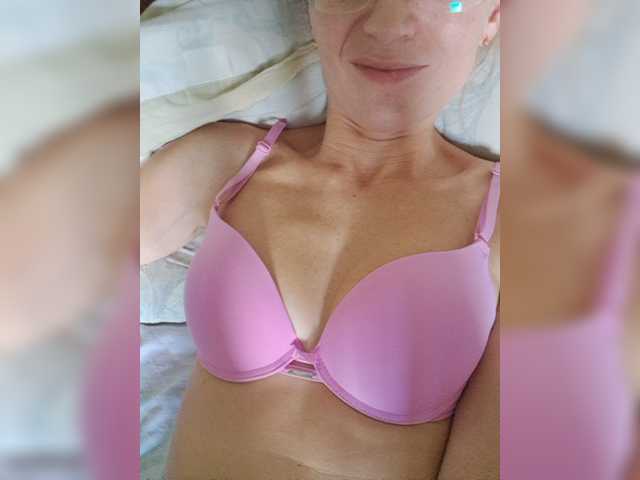 businka11223a live cam on BongaCams