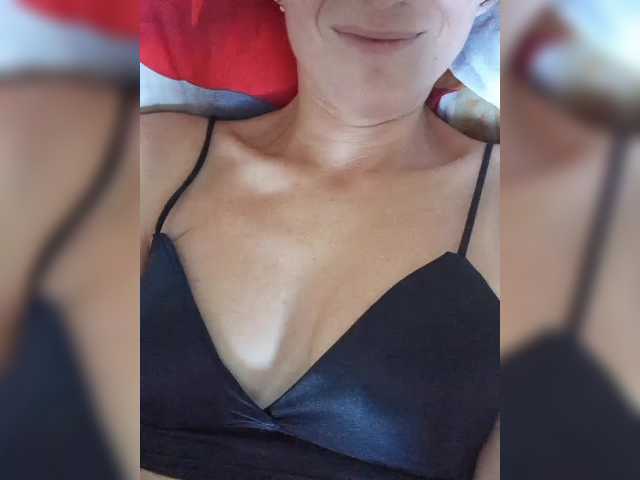 businka11223a live cam on BongaCams