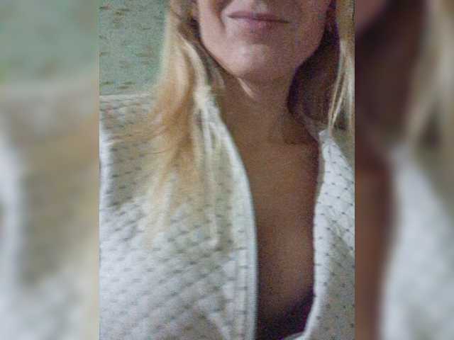 businka11223a live cam on BongaCams
