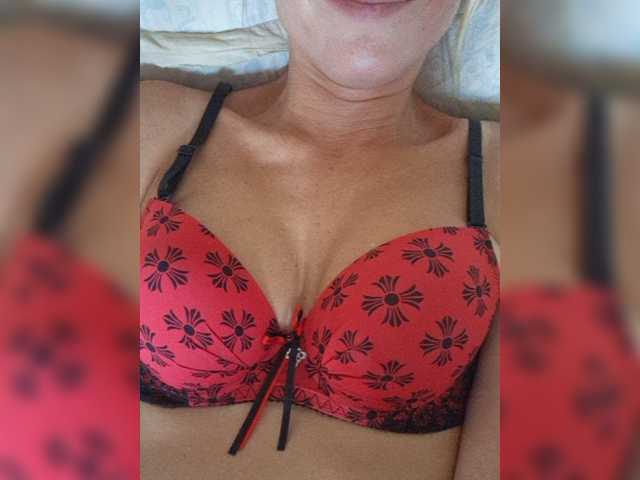 businka11223a live webcam show
