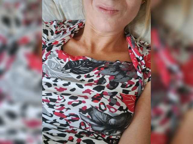 businka11223a live cam on BongaCams