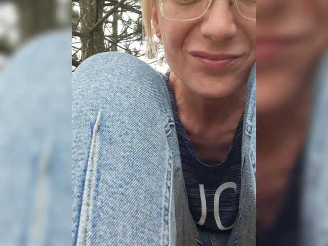 businka11223a cam belle