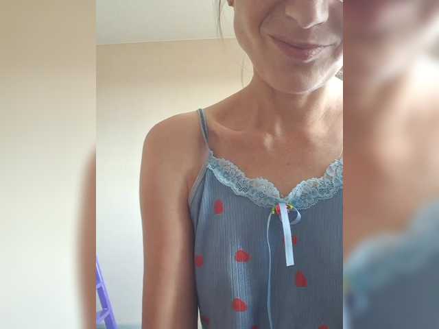 businka11223a live cam on BongaCams
