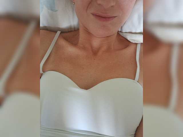 businka11223a live cam on BongaCams