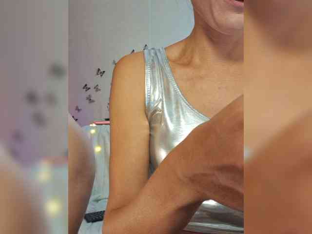 businka11223a Sex Cam Show