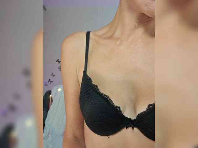 businka11223a Sex Cam Show
