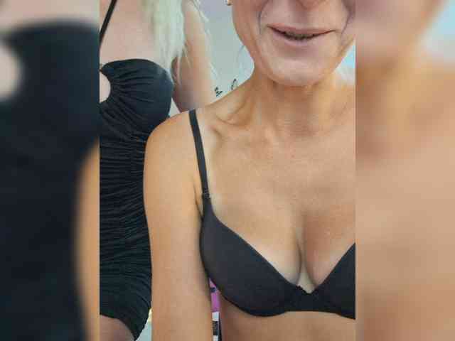 businka11223a Sex Cam Show