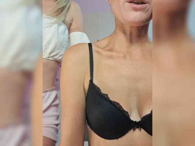 businka11223a Sex Cam Show