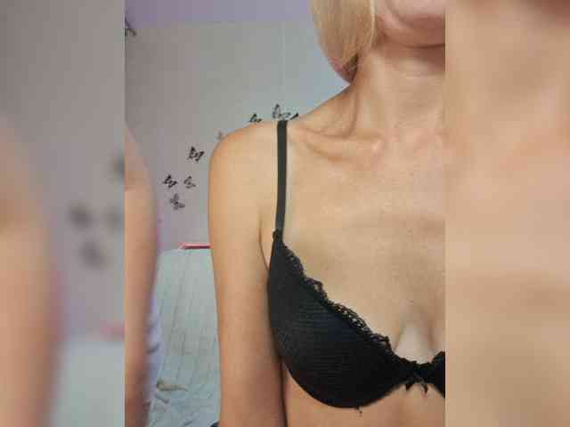 businka11223a Sex Cam Show
