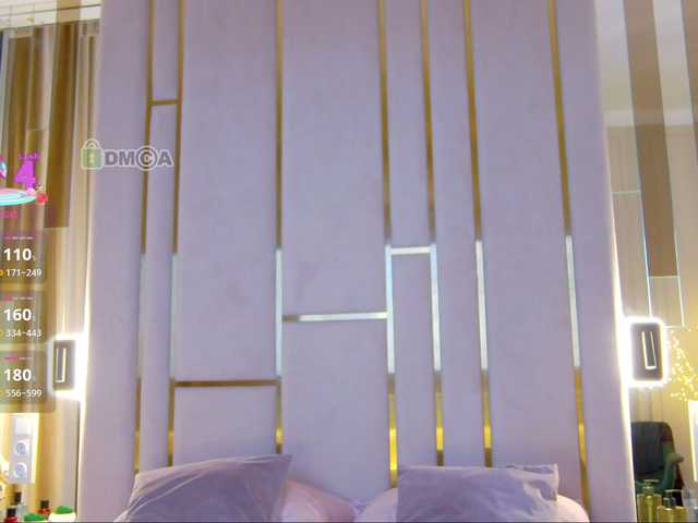 WhiteGirl-one live cam on BongaCams