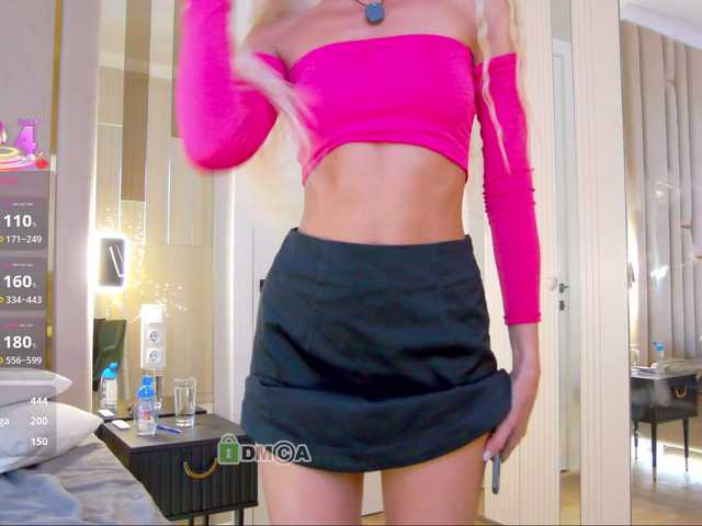 WhiteGirl-one live cam on BongaCams