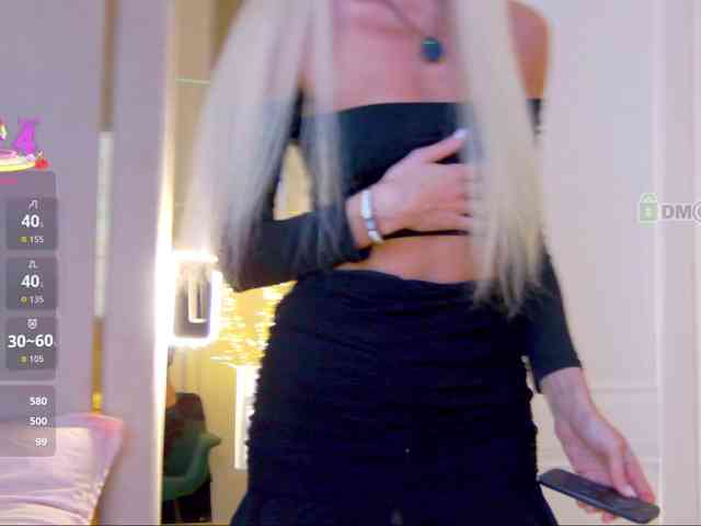 WhiteGirl-one webcam