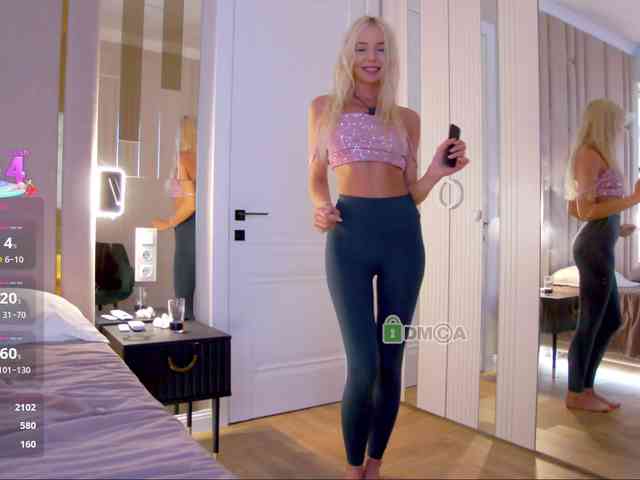 WhiteGirl-one webcam