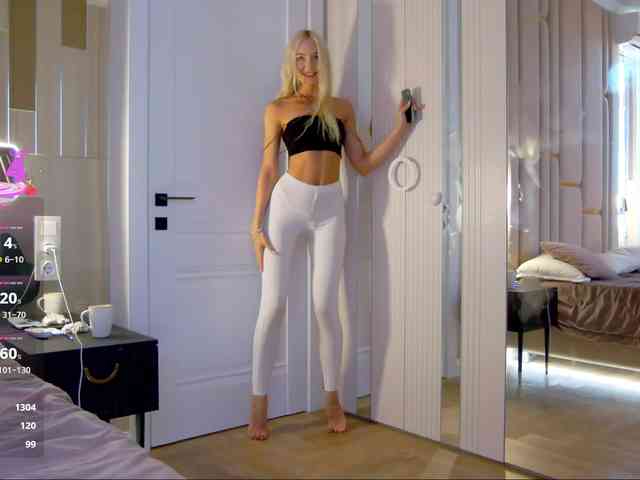 WhiteGirl-one webcam