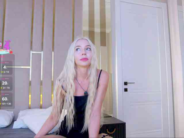WhiteGirl-one webcam