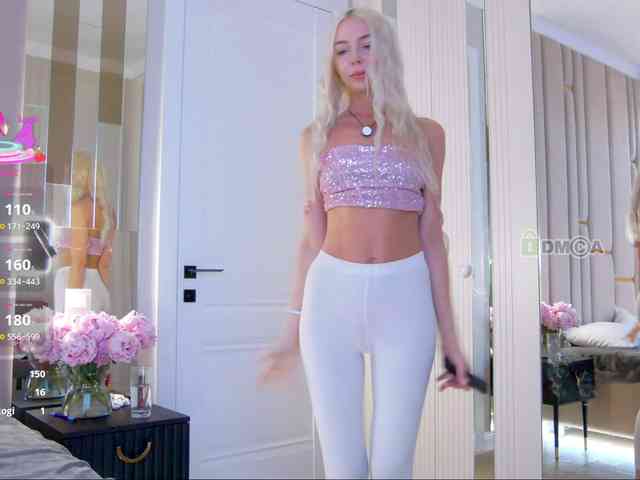 WhiteGirl-one webcam