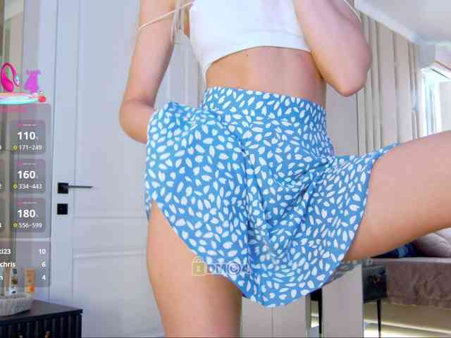 WhiteGirl-one webcam