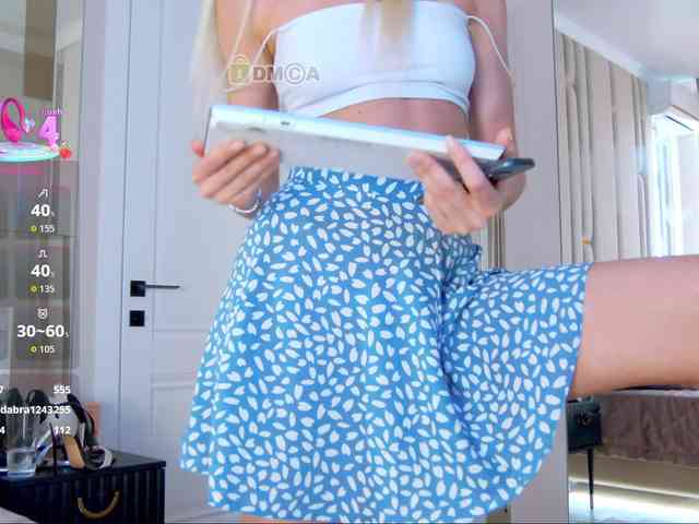 WhiteGirl-one webcam