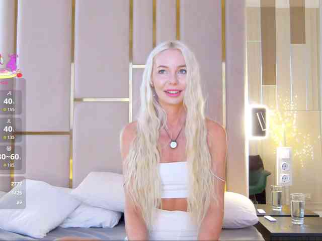WhiteGirl-one webcam