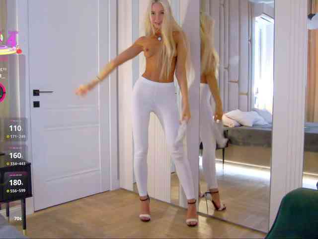 WhiteGirl-one webcam