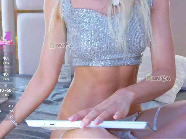 WhiteGirl-one webcam