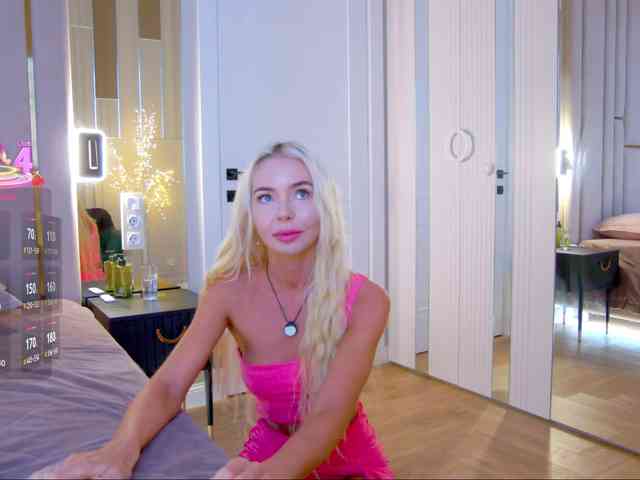 WhiteGirl-one webcam