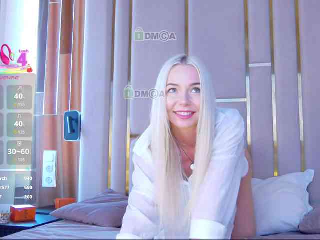 WhiteGirl-one webcam