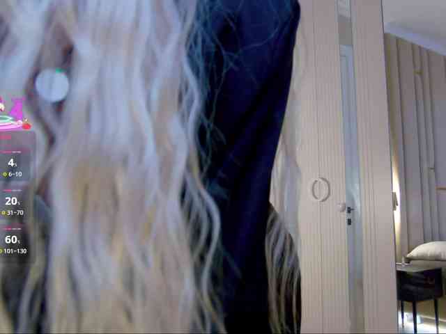 WhiteGirl-one webcam