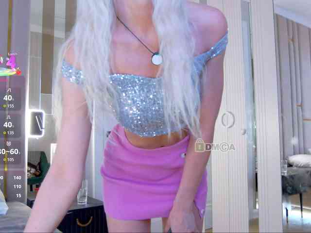WhiteGirl-one webcam