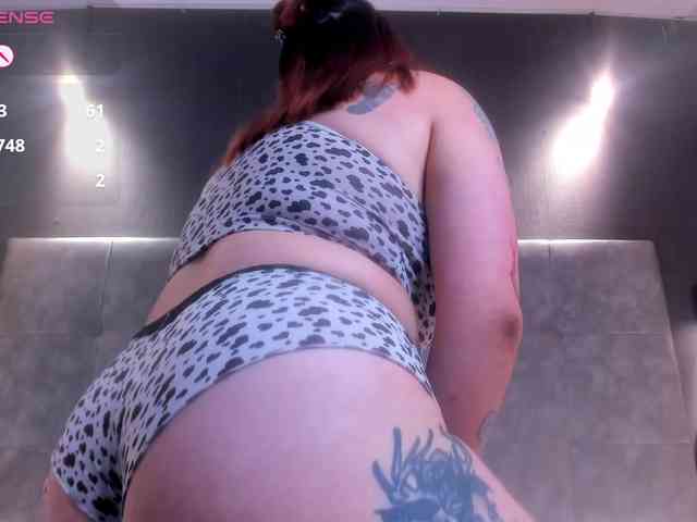 Valerie-Saenz webcam