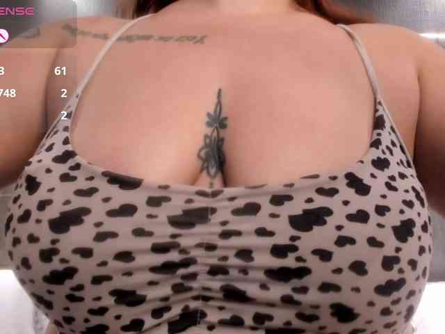 Valerie-Saenz webcam